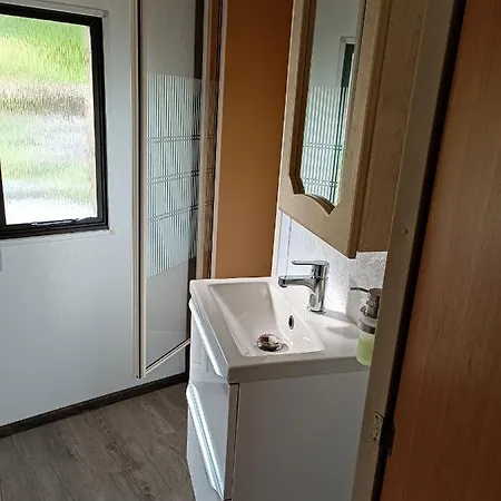 Mobil-home Isole Avec Jacuzzi - La Cubaniere *