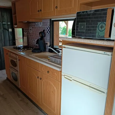 Mobil-home Isole Avec Jacuzzi - La Cubaniere *